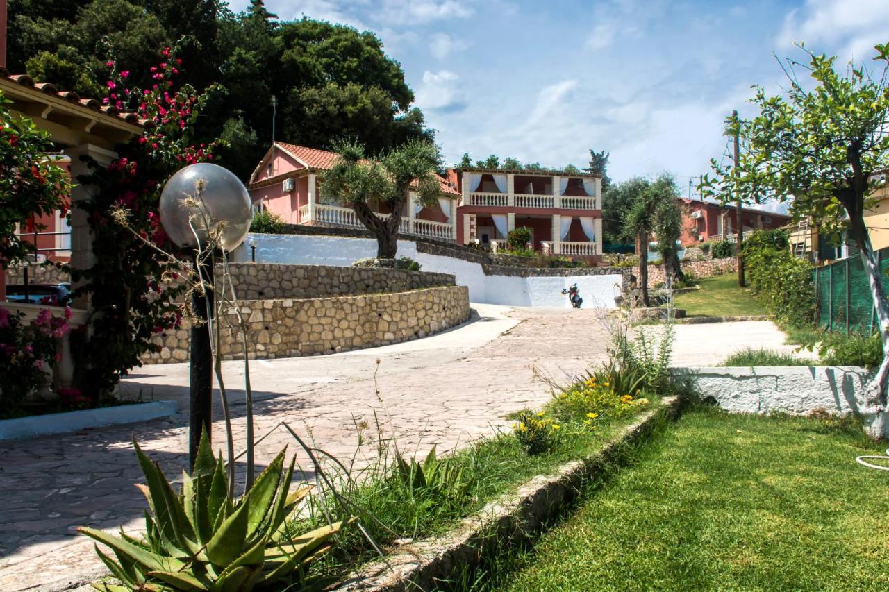 Fouxia And * Perama (Corfu)